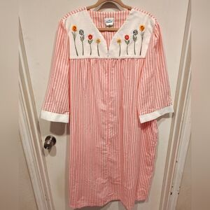 Carole Embroidered Pink Stripe Seersucker House Dress Mumu Housecoat 1X Grandma